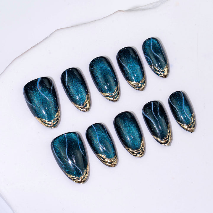 Sparkling Elegant Press-On Nail Art Kit
