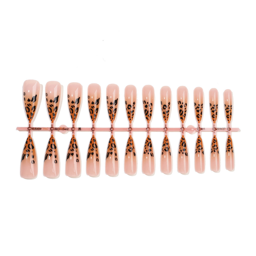 Creative Nail Art Set with Leopard Print Stornfield