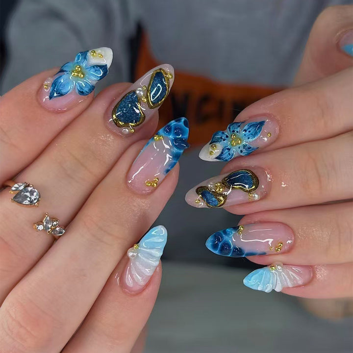 Floral Patterned Press-On Nail Art Stornfield