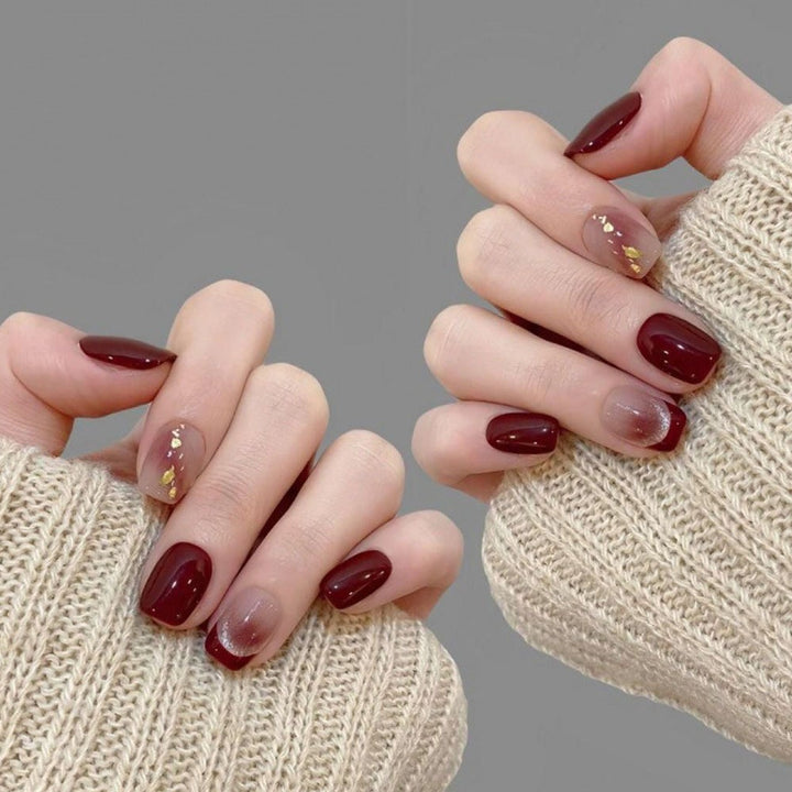 Artificial Nails In Elegant Glitter Finish Stornfield