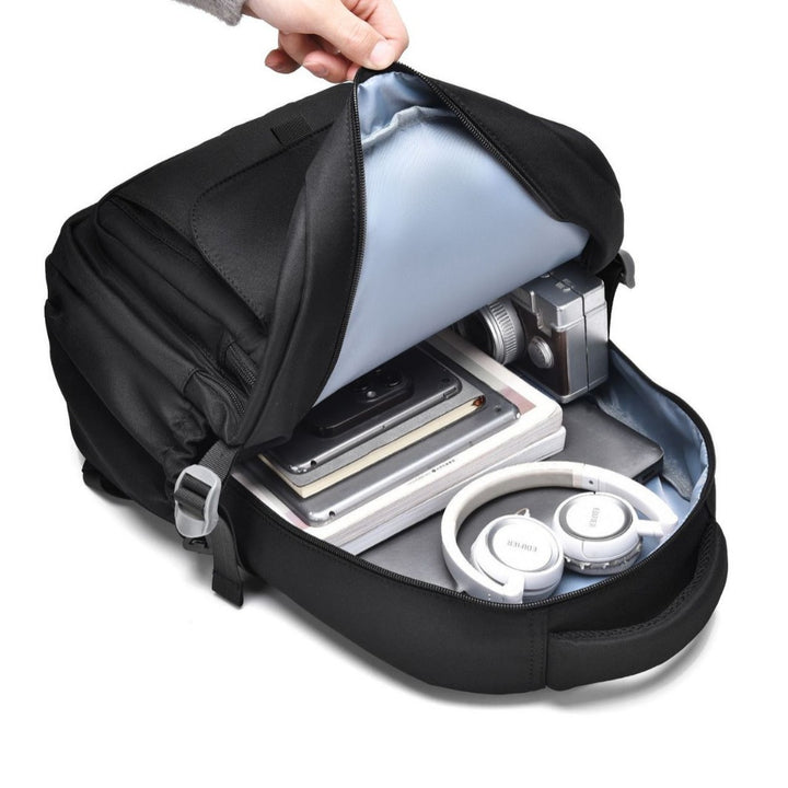 Multi-Functional Casual Backpack with Ergonomic Design Stornfield