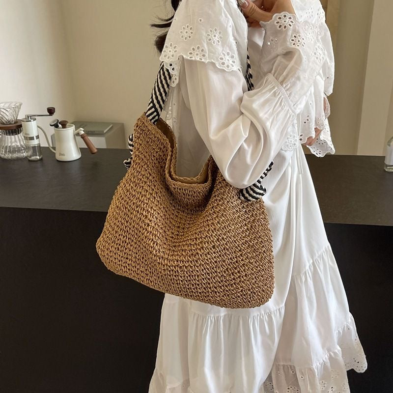 Handmade crochet shoulder bag Stornfield