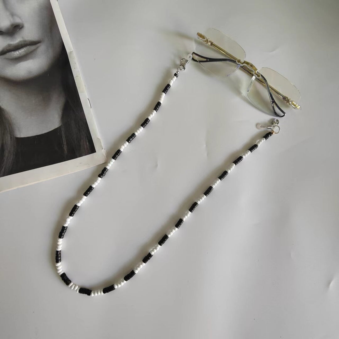 Glasses holder chain made of high-quality pearls Stornfield