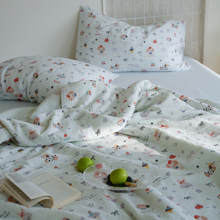 Cozy Baby-Themed Quilt Set