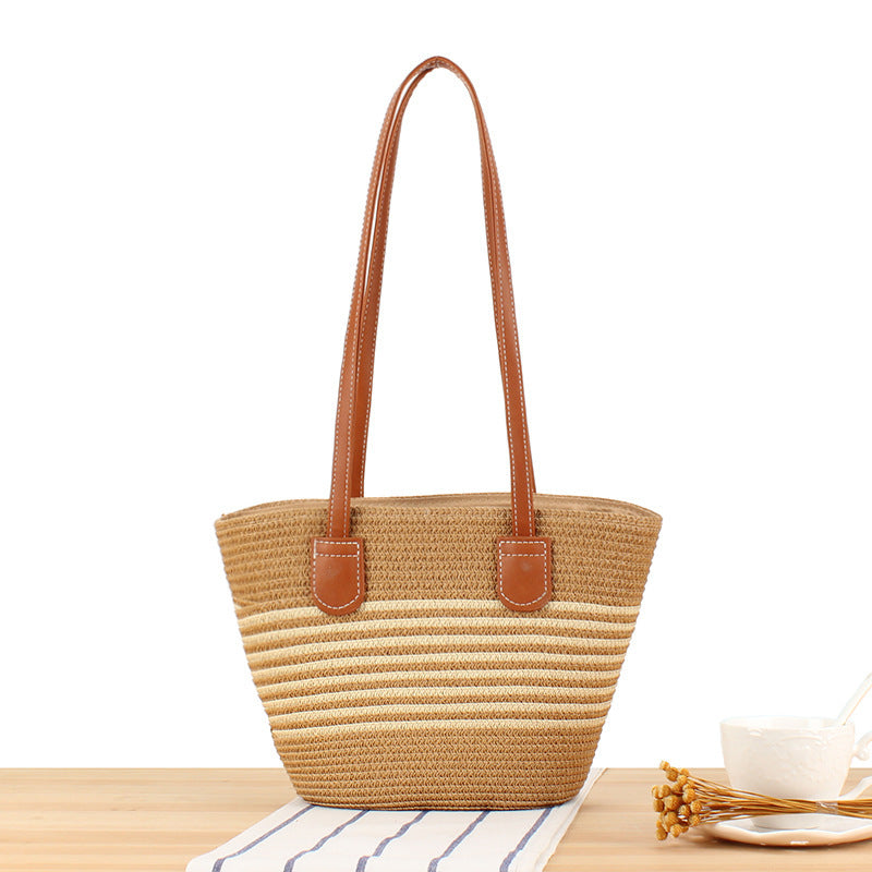 Beach bag with Stylish Woven Design and High-Quality Vegan Leather Handles Stornfield