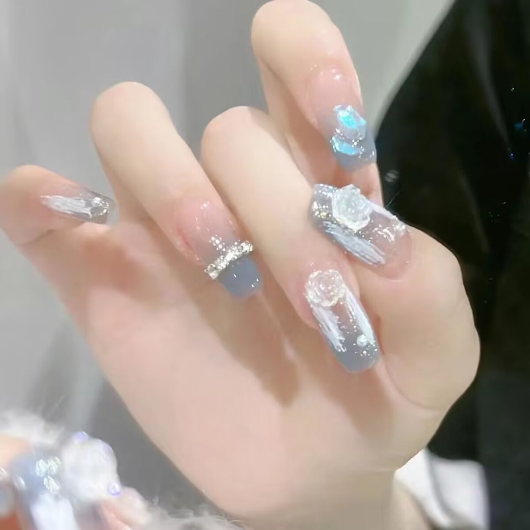 Festive Nail Art Press-Ons Stornfield