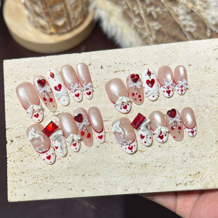Heart-Themed Decorative Press-On Nails