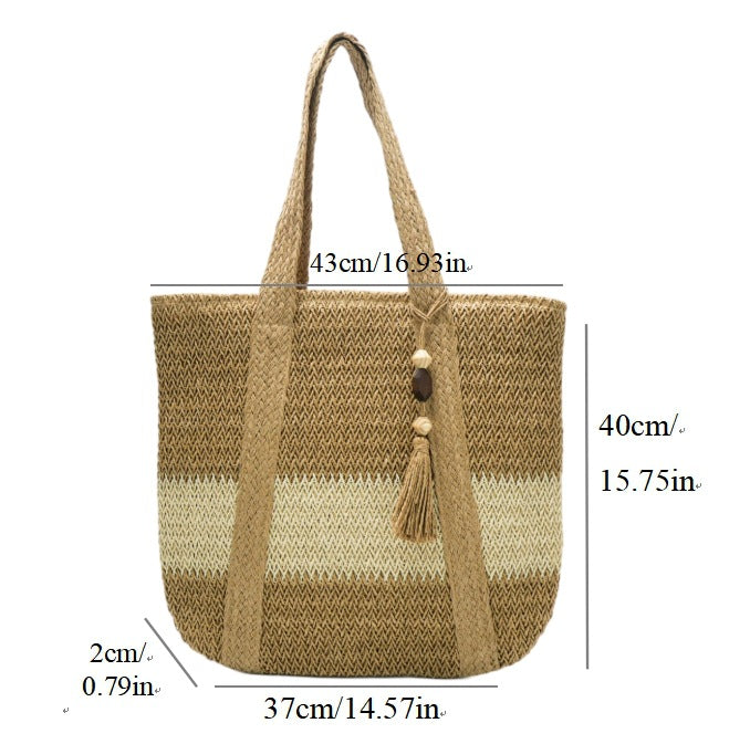 Generous shoulder bag made of natural material Stornfield