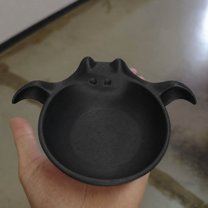Decorative bowl in bat shape