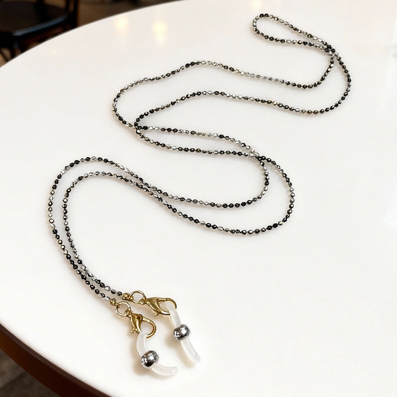 Fashionable Chain Eyewear Holder Stornfield
