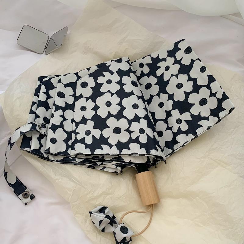 Women's Foldable Umbrella with Durable Fabric Surface Stornfield