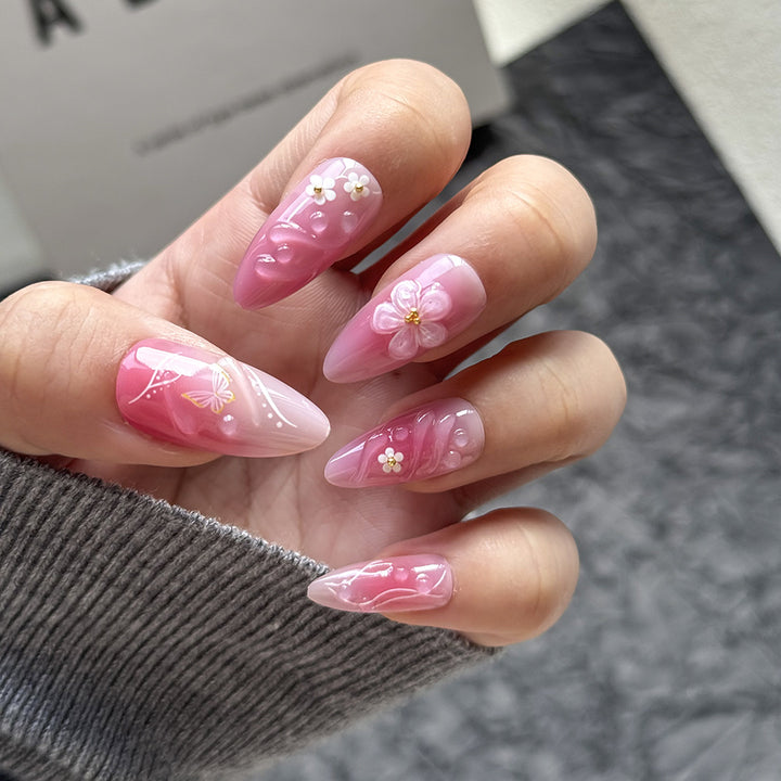 Floral-Embellished Press-On Nail Kit Stornfield
