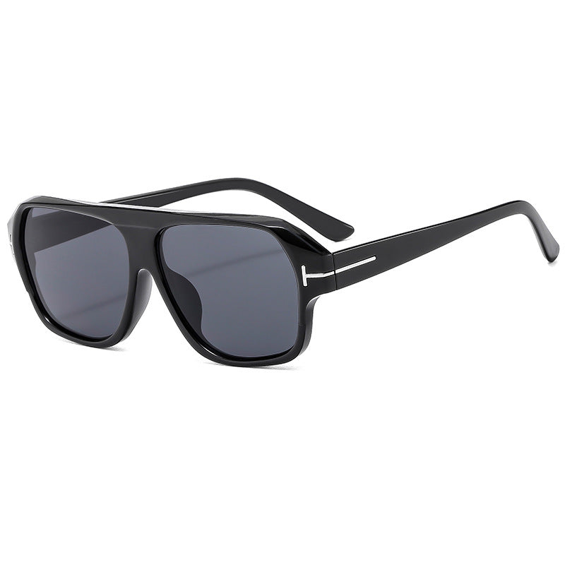 Women's fashionable sunglasses with distinctive geometry and brown lenses Stornfield