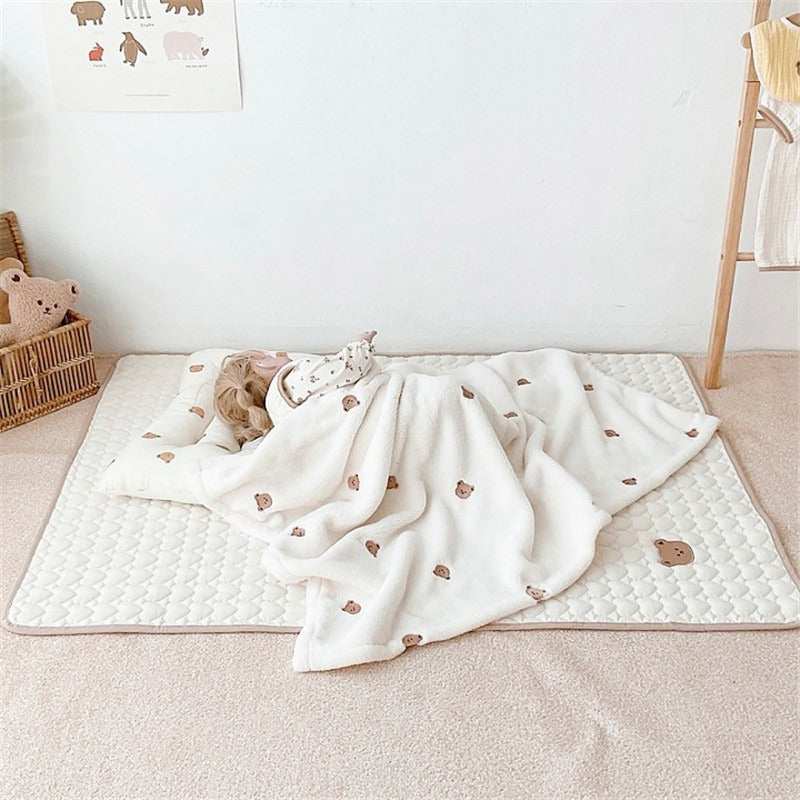 Cozy Baby Mattress with Animal Motif By Stornfield