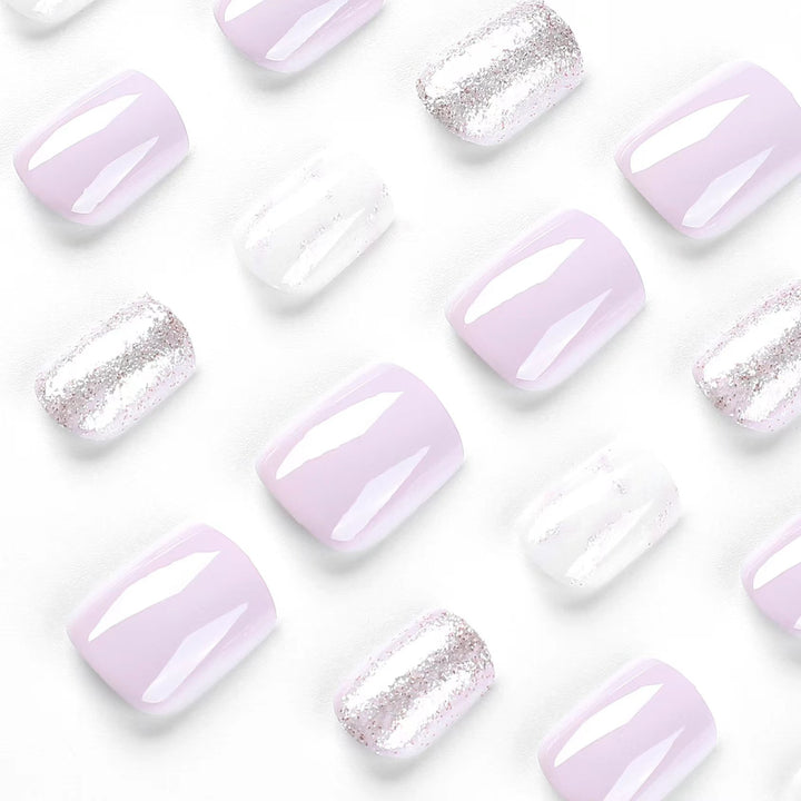 Glamorous artificial nails with modern design