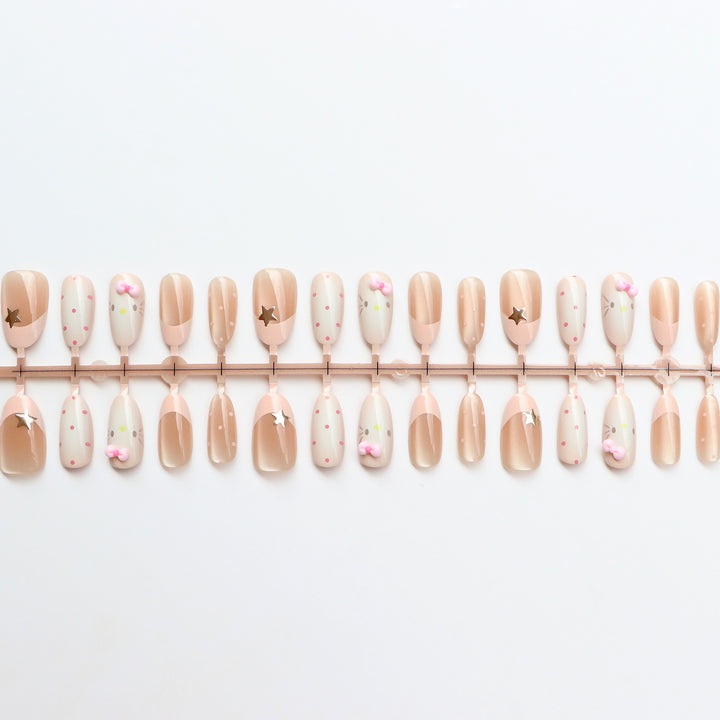 Elegant Minimalist Press-On Nail Set Stornfield