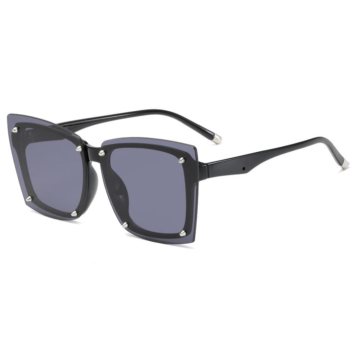 Women's statement sunglasses with stylish square frame and fashionable accents Stornfield
