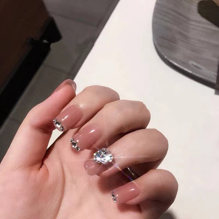 Glamorous artificial nail designs Stornfield