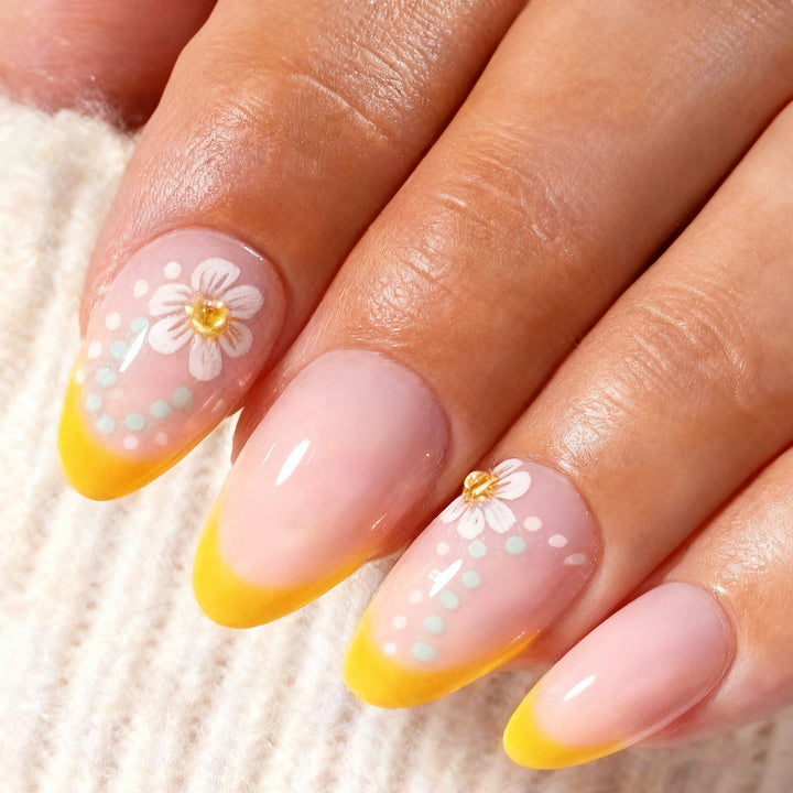 Artistic Floral-Embellished Press-On Nail Set Stornfield