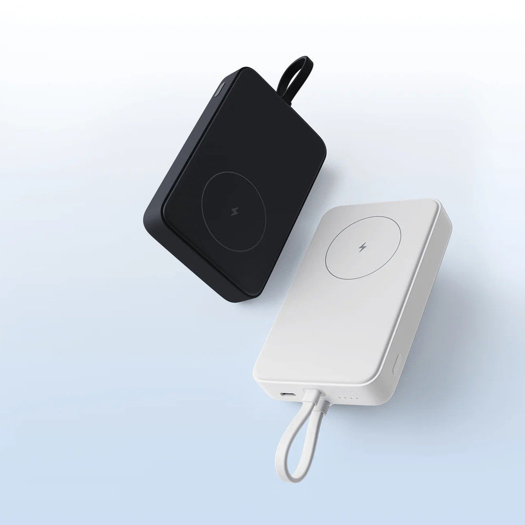 Magnetic wireless power bank with Magnetic alignment and USB-C pass-through Stornfield