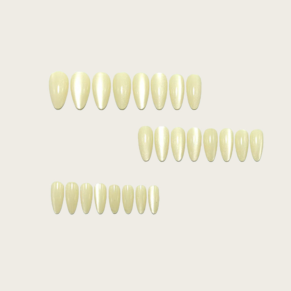 Shiny Nail Art Stornfield