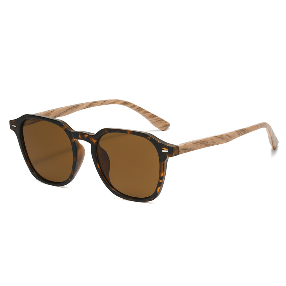 Stylish Retro-Inspired Sunglasses Stornfield