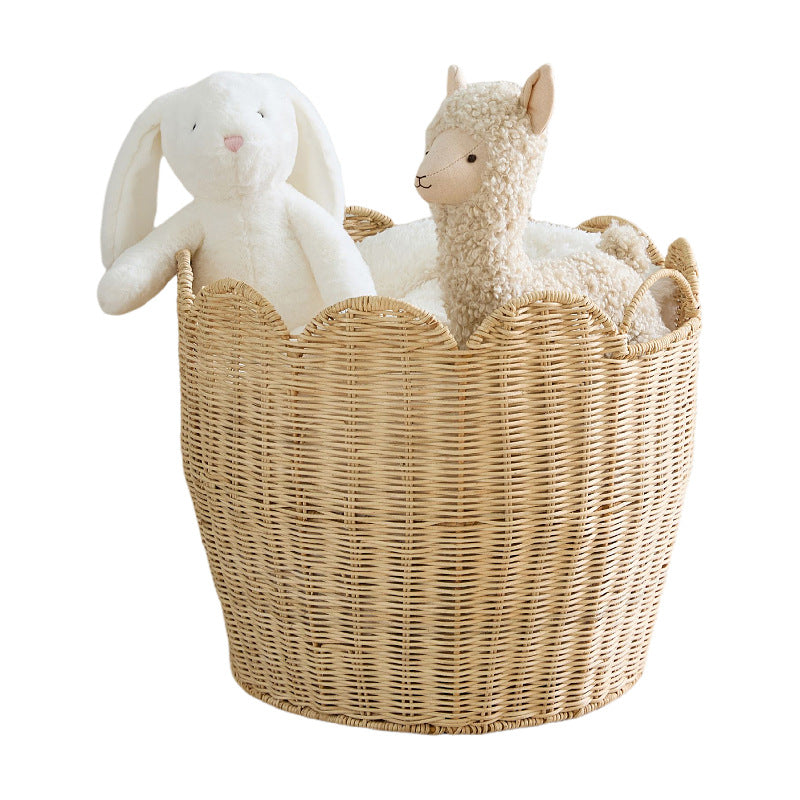 Stylish laundry basket with wave edge Stornfield