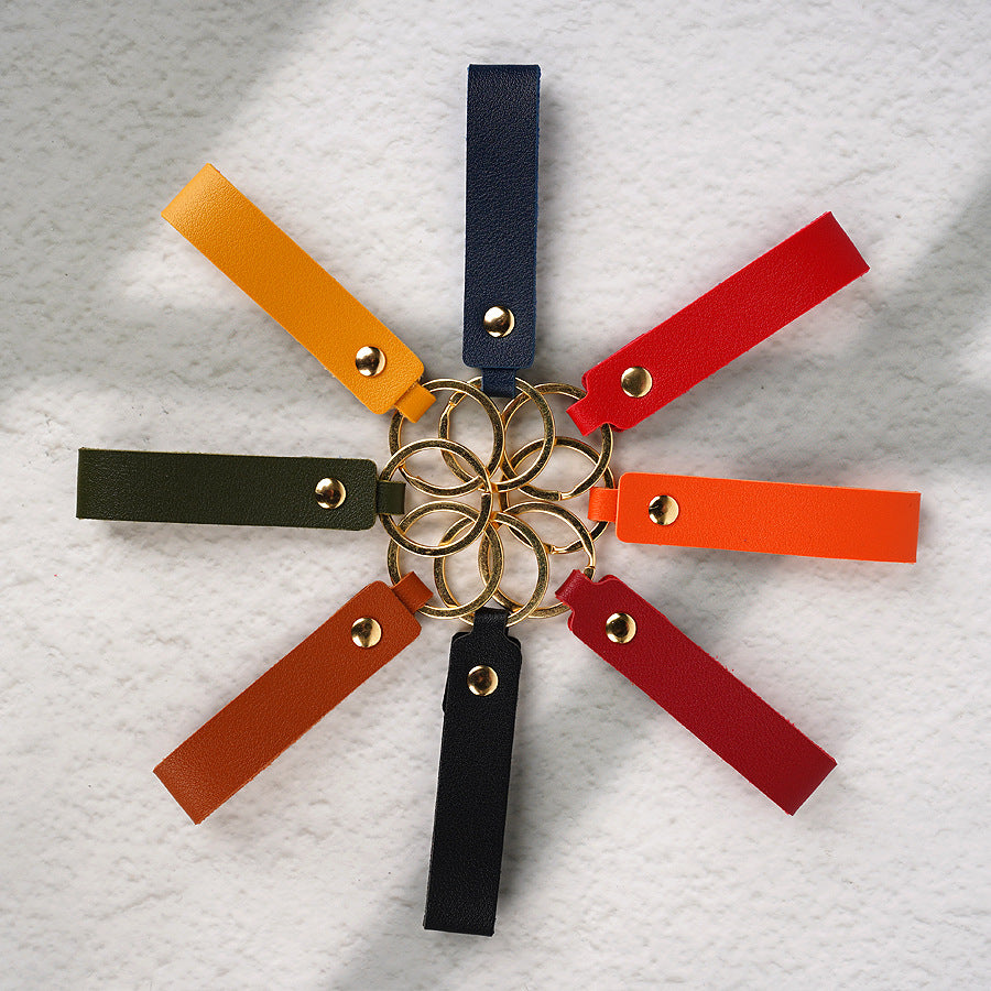 Unisex keychain made of high-quality synthetic leather with a sturdy loop Kalsten