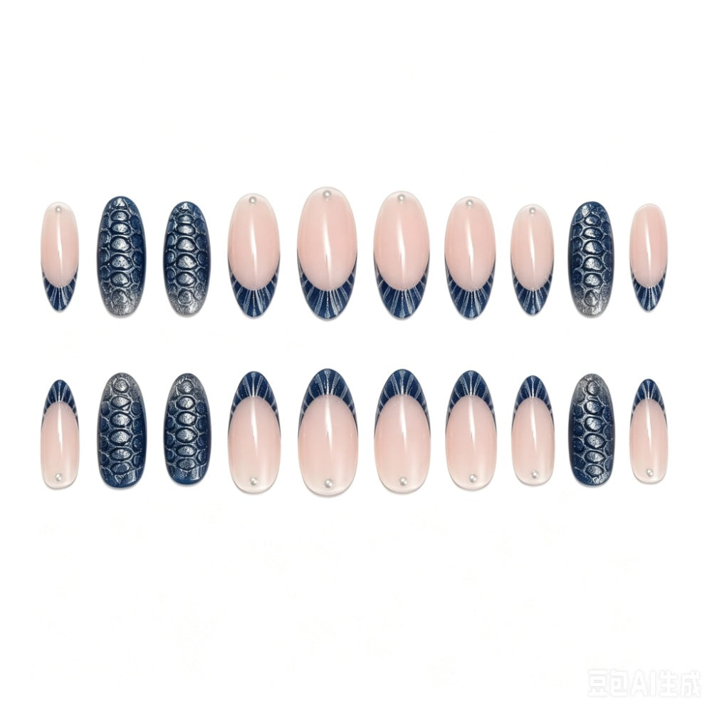 Stylish Press-On Nail Set with Elegant Design Stornfield