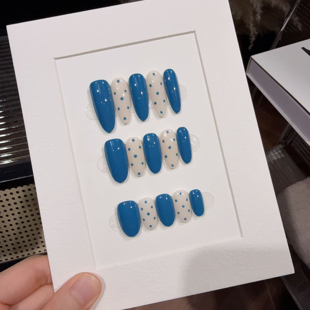 Decorative Press-On Nail Set with Artistic Design Stornfield