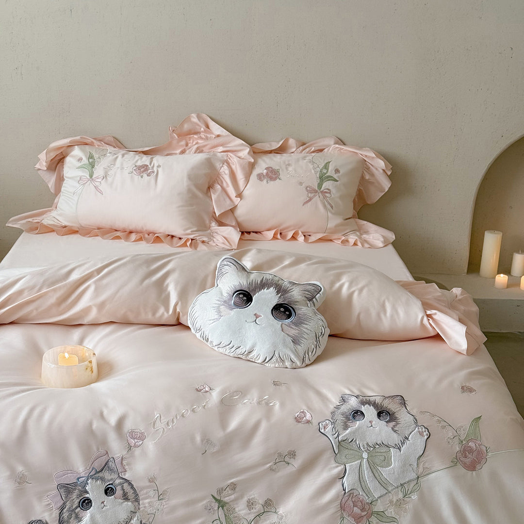 Luxury Embroidered Ruffled Cotton Sateen Duvet Cover Set with Cute Cat Motif