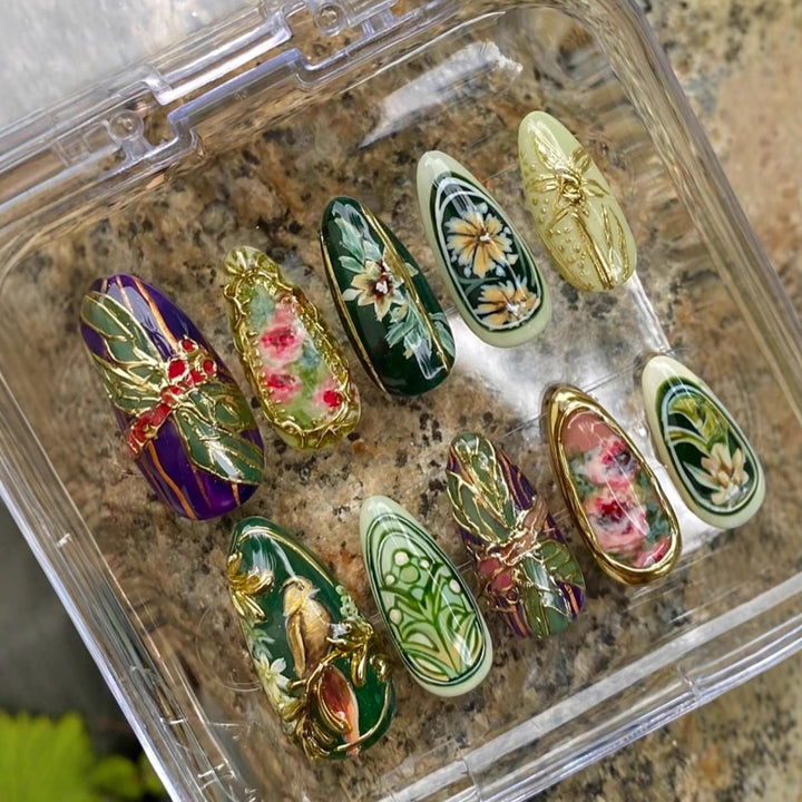 Elegant Artistic Nail Art Set Stornfield