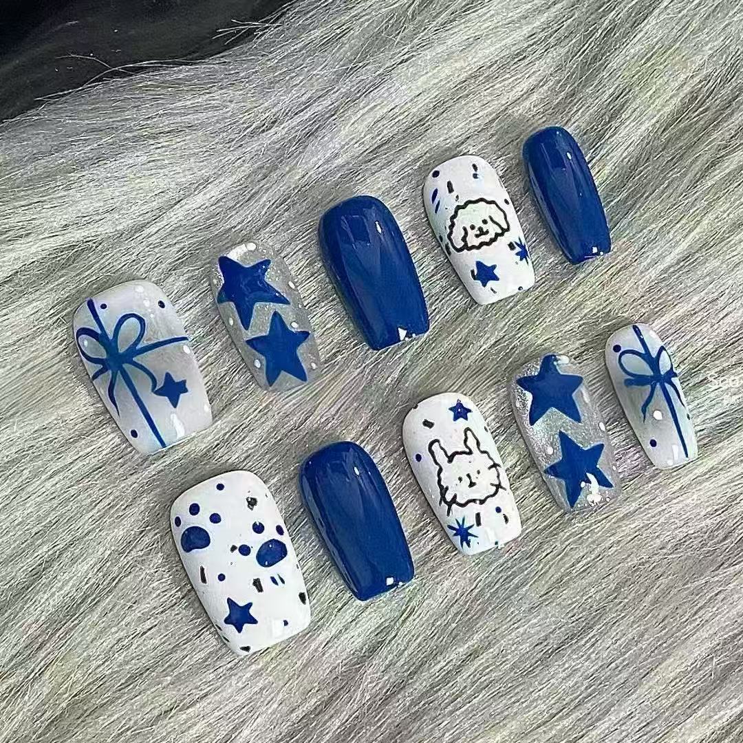 Whimsical Bear-Themed Press-On Nail Art Kit Stornfield