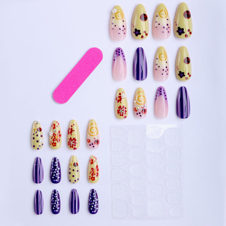 Artificial Fingernails with Floral and Geometric Design Stornfield