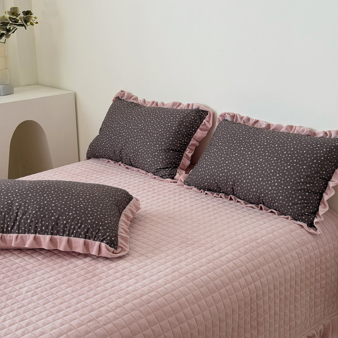 Floral Cotton Duvet Cover Set with Velvet-Trimmed Ruffled Shams and Plush Minky Throw