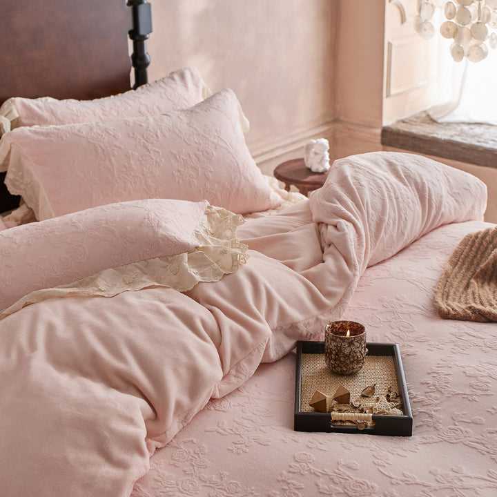 Romantic Jacquard Textured Floral Duvet Cover Set with Lace-Trimmed Ruffle Shams
