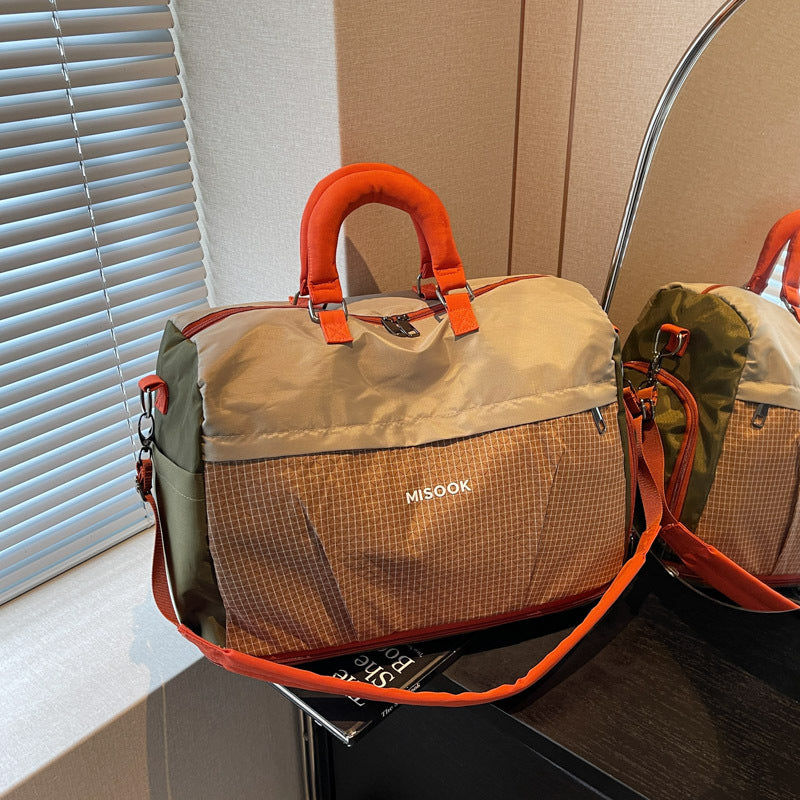 Women stylish sports and travel bag Stornfield