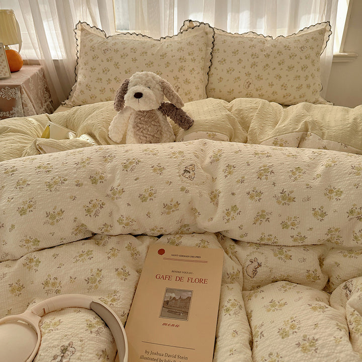 Vintage Floral Patchwork Bedding Set