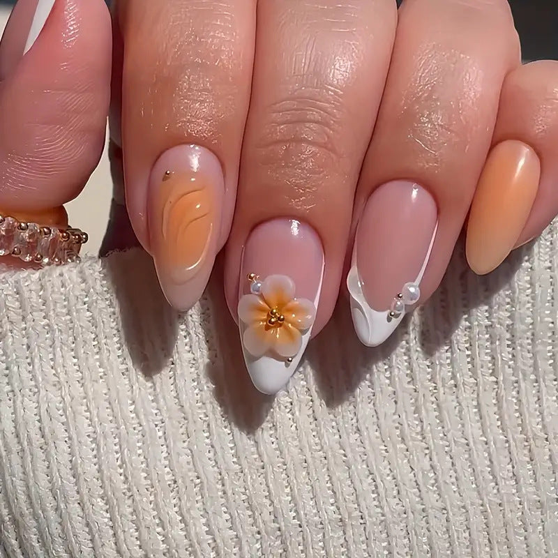 Artistic Floral Design Press-On Nail Set Stornfield