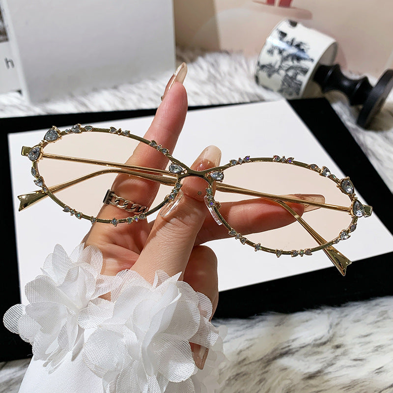 Women's extravagant oversized sunglasses with futuristic design Stornfield