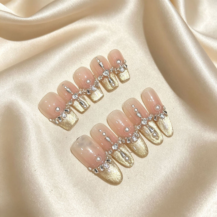 Glamorous Decorative Press-On Nail Art Set with Rhinestone and Pearl Accents