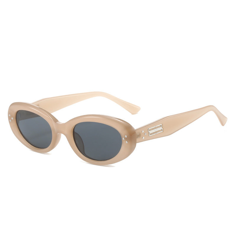 Retro-Inspired Oval Sunglasses Stornfield