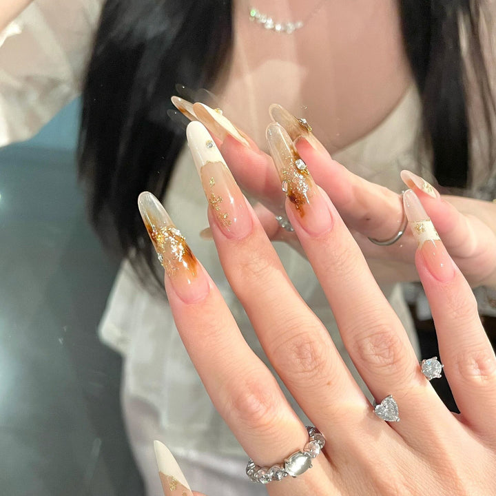 Artificial nails with noble accents Stornfield