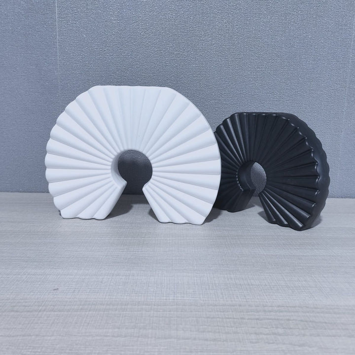 Decorative Fan-Shaped Stornfeild