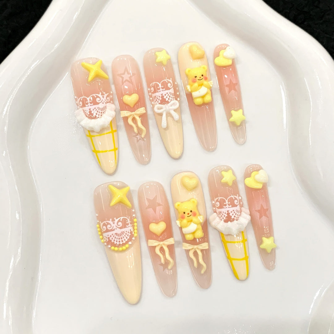 Whimsical 3D Nail Art Press-On Set Stornfield