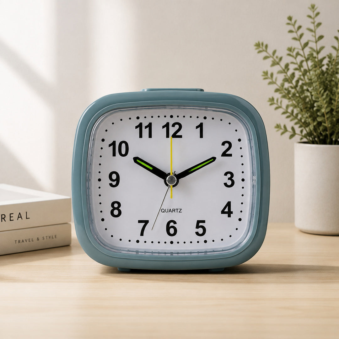 Quarz Alarm Clock with Large Dial Stornfield