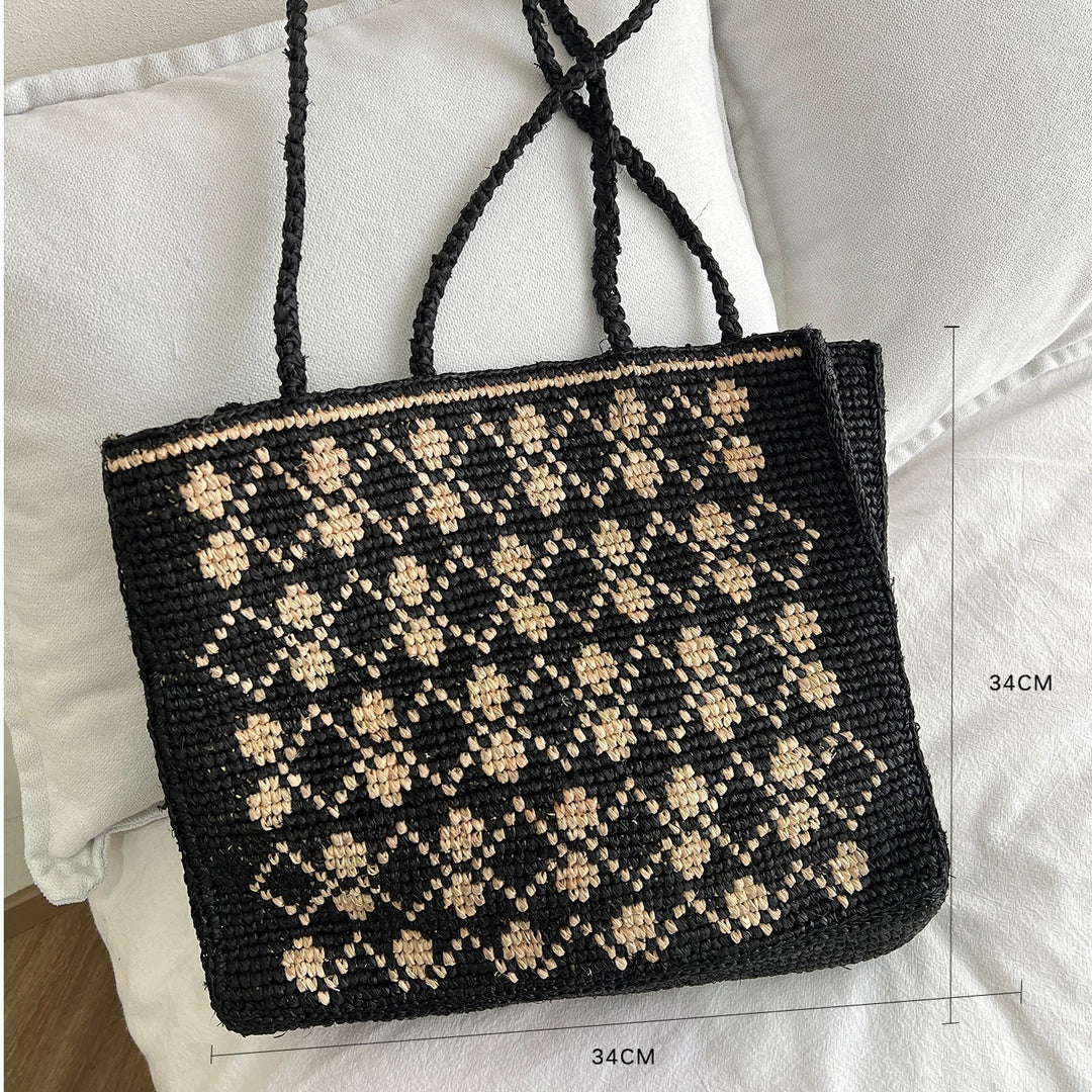 Handcrafted knit bag with floral design Stornfield
