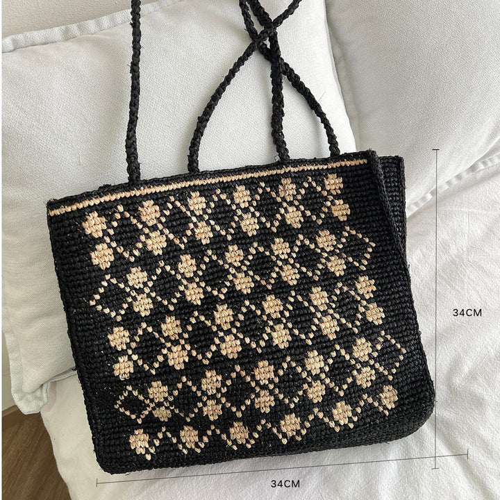 Handcrafted knit bag with floral design Stornfield