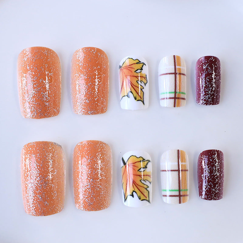 Autumn-Themed Decorative Nail Art Stornfield