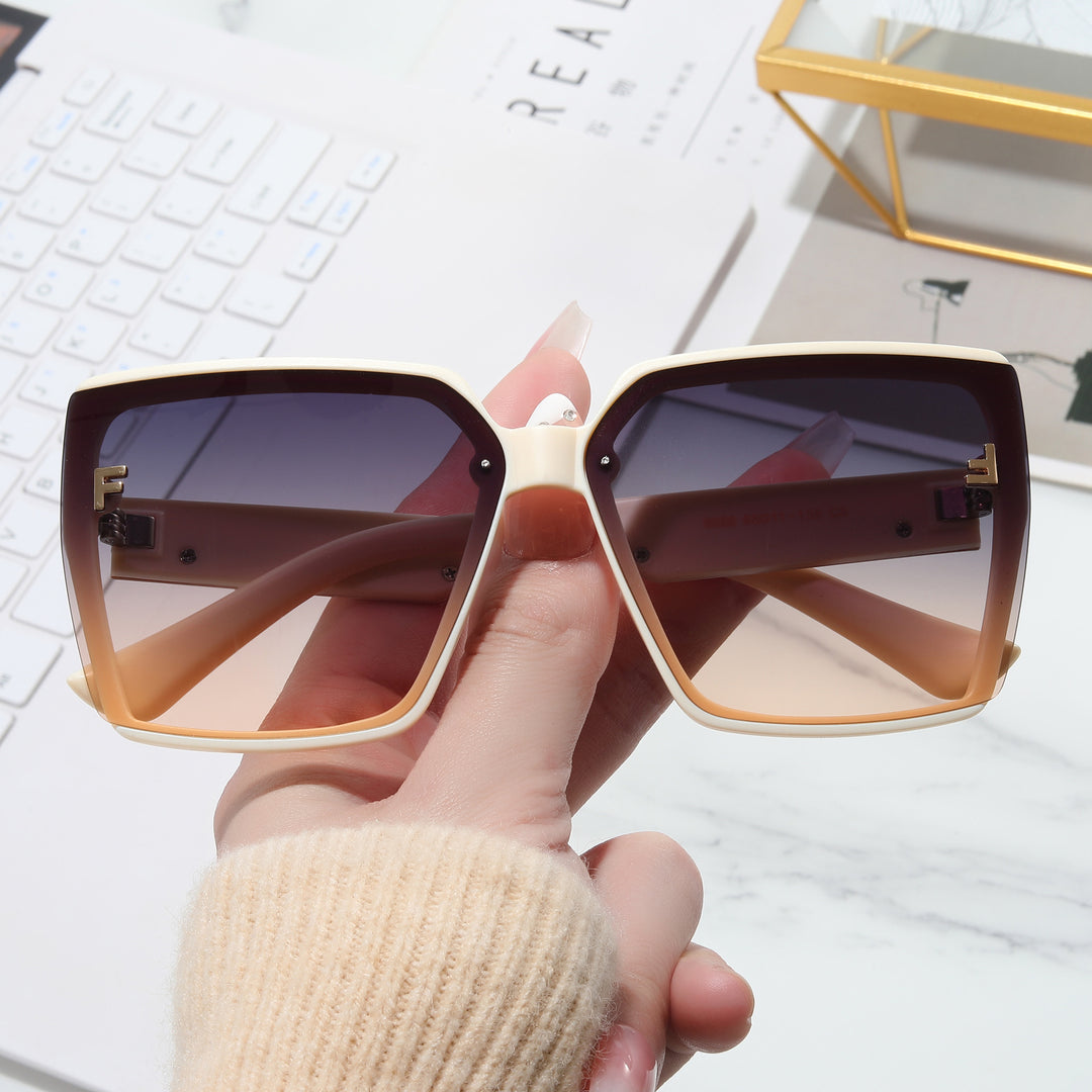 Women oversized sunglasses with distinctive frame Stornfield